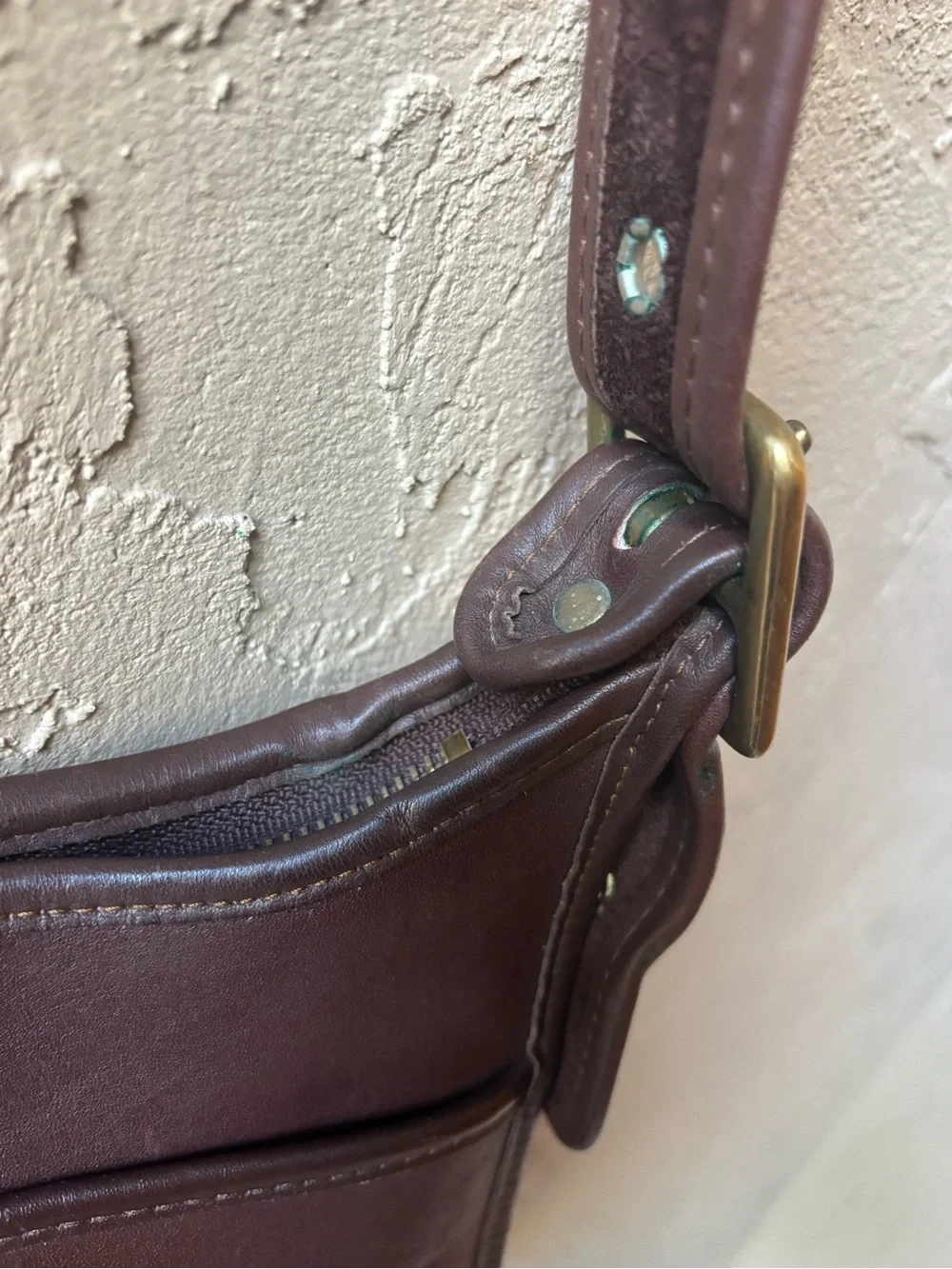 Classic Brown VINTAGE COACH Leather Shoulder Bag
